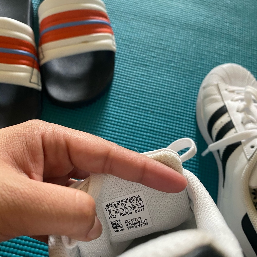 Adidas superstar - Picture 4 of 4